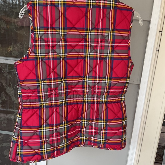 St Johns Bay Womens Small Red Plaid Quilted Puffer Vest EUC - Picture 8 of 9